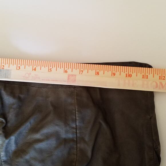 Pilcro and the Letterpress Anthropologie Womens 30 Quilted Vegan Leather Shorts - Picture 11 of 11